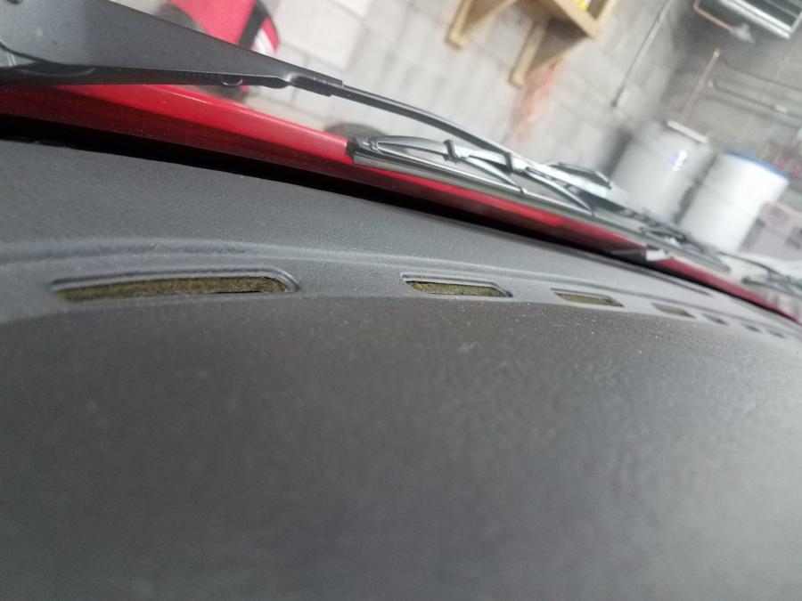 Детали интерьера Porsche 944 Turbo 1986 года  (фото 100 из 149)